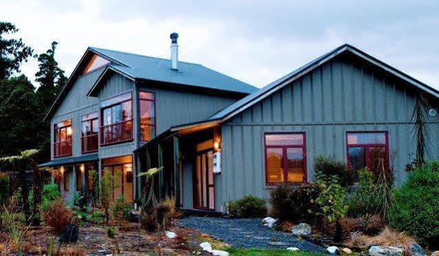 Mahitahi Lodge Bruce Bay Exteriör bild